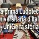 Una distesa di giochi da tavolo sparpagliati su un piano di legno.